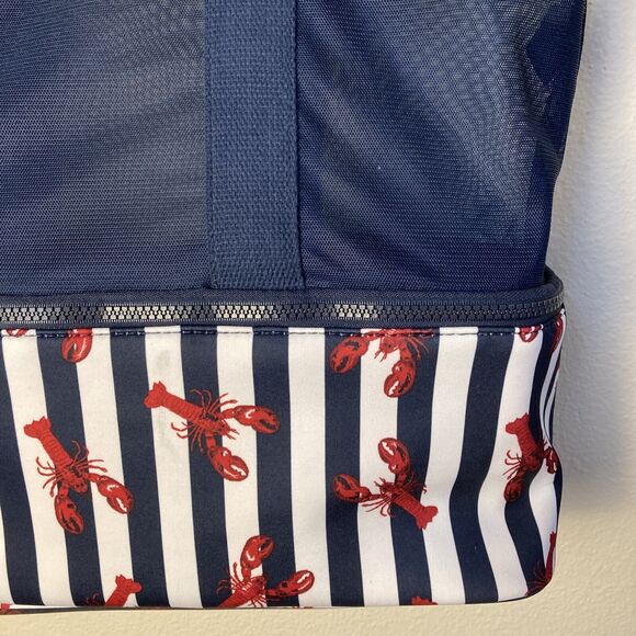 No Boundaries Tote Bag Insulated Zip Bottom Blue White Red Lobsters - Picture 4 of 9